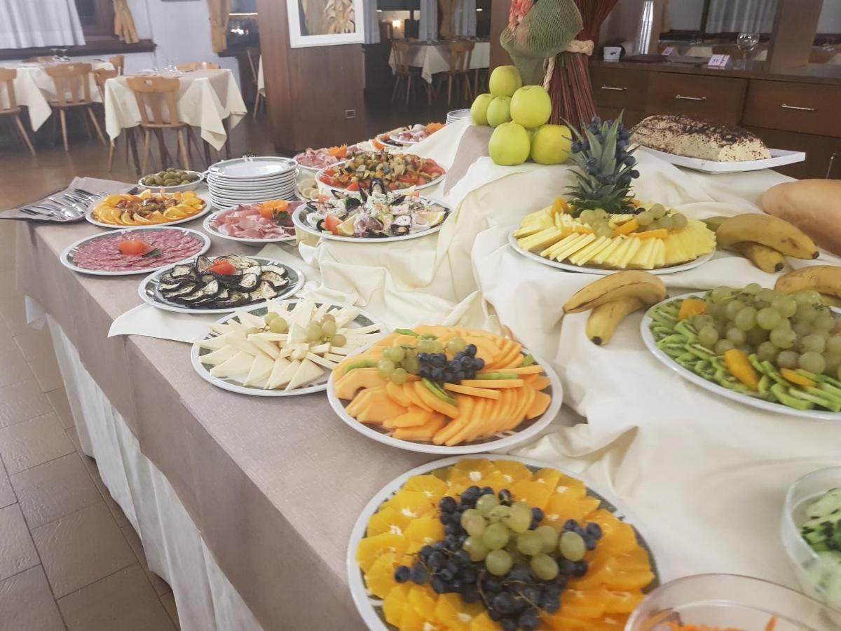 Hotel Alle Tre Baite Santa Caterina Valfurva Ngoại thất bức ảnh