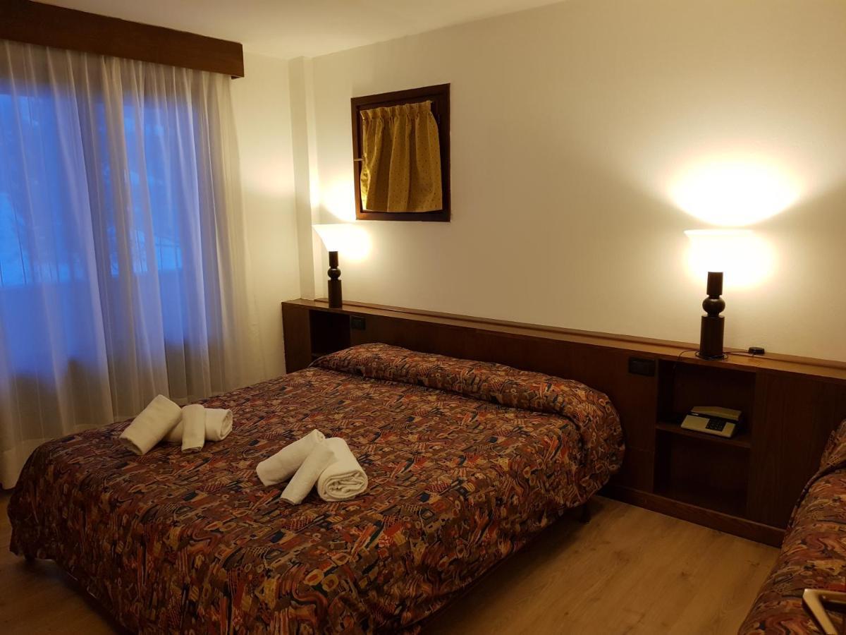 Hotel Alle Tre Baite Santa Caterina Valfurva Ngoại thất bức ảnh