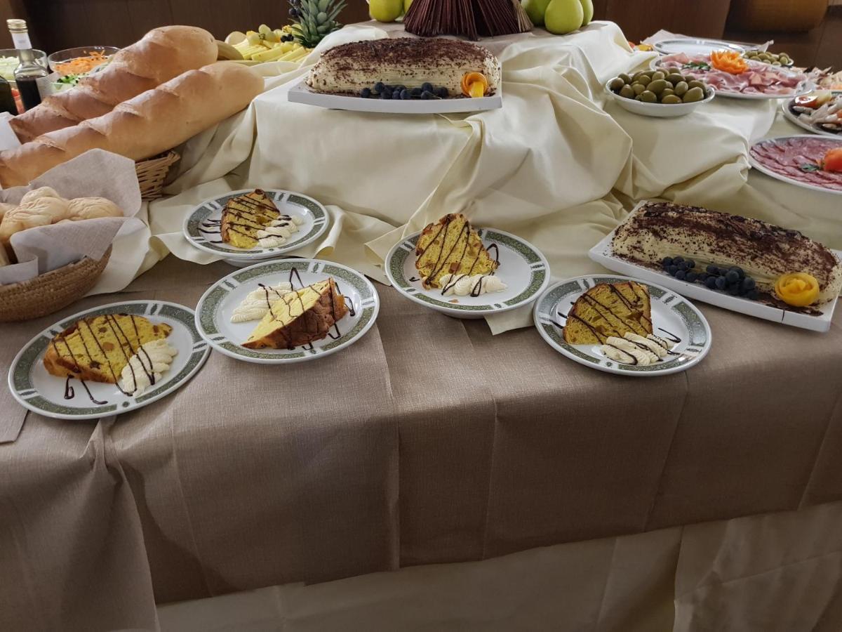 Hotel Alle Tre Baite Santa Caterina Valfurva Ngoại thất bức ảnh
