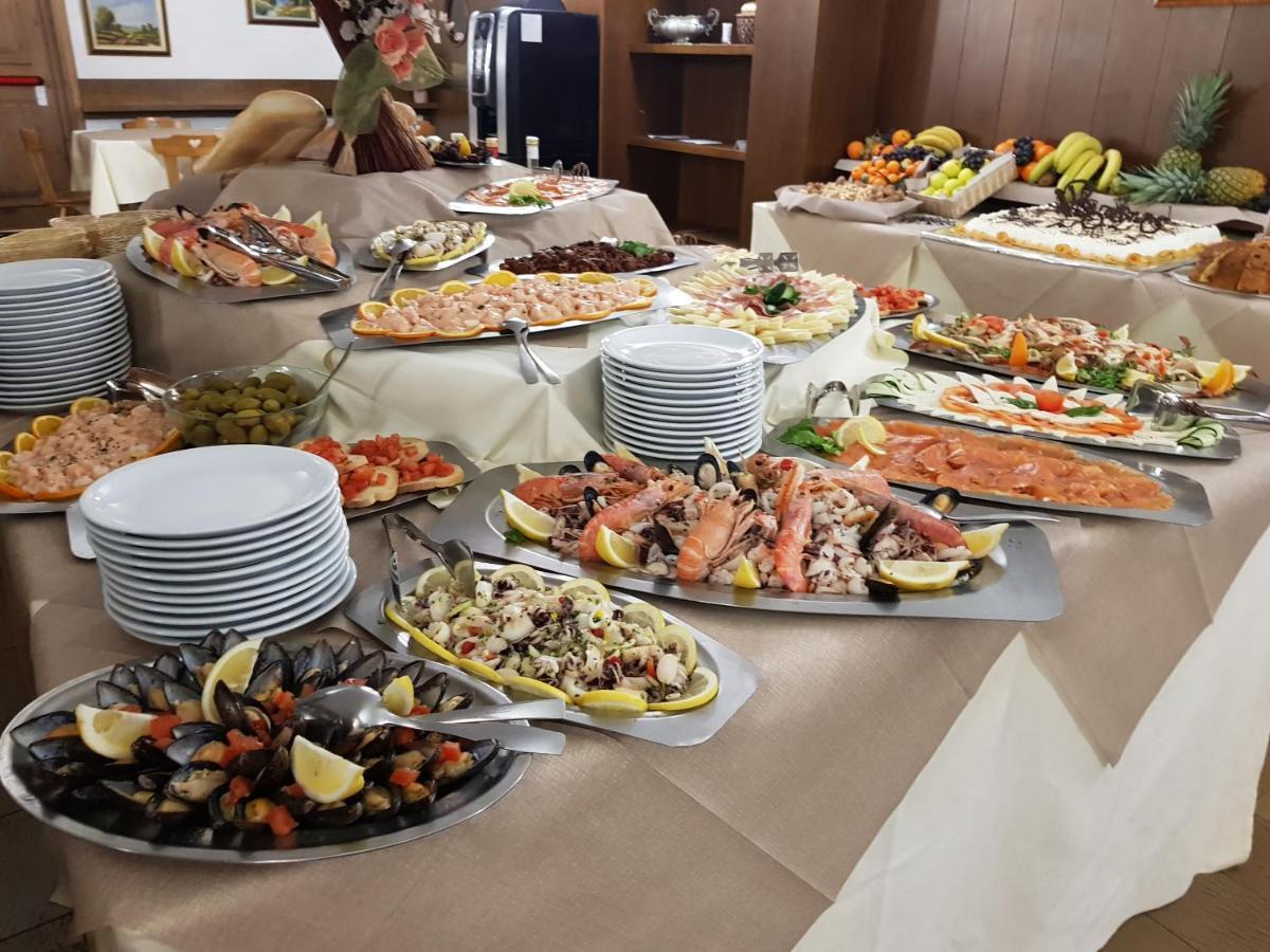 Hotel Alle Tre Baite Santa Caterina Valfurva Ngoại thất bức ảnh