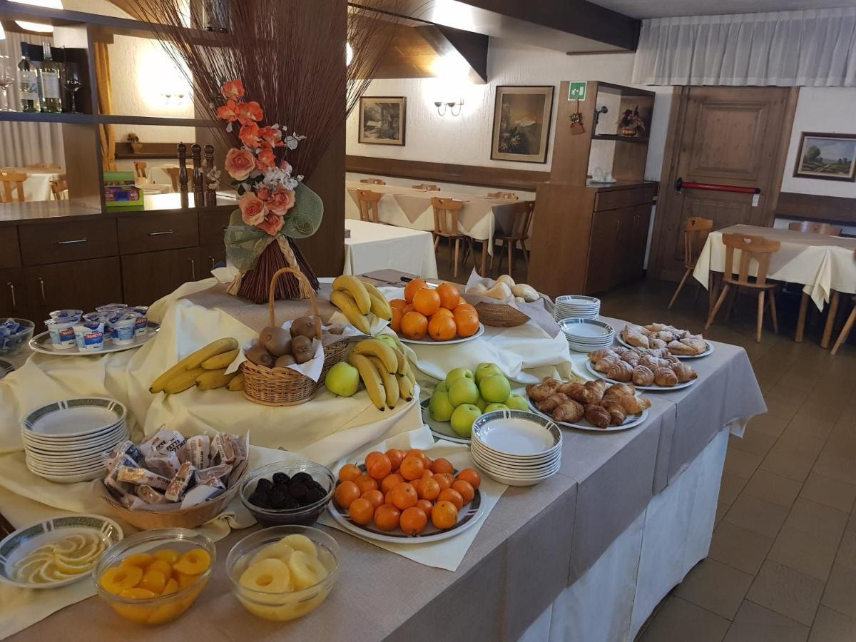 Hotel Alle Tre Baite Santa Caterina Valfurva Ngoại thất bức ảnh