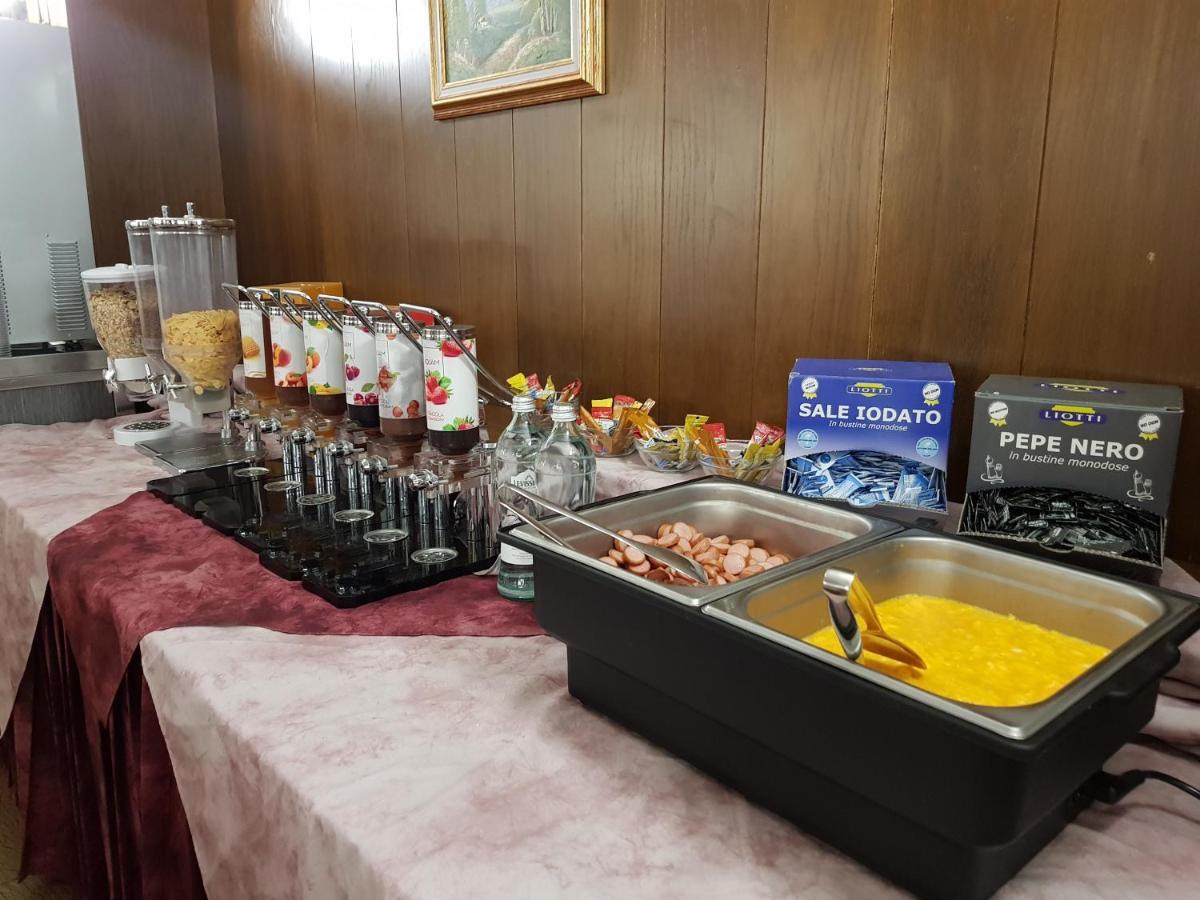 Hotel Alle Tre Baite Santa Caterina Valfurva Ngoại thất bức ảnh